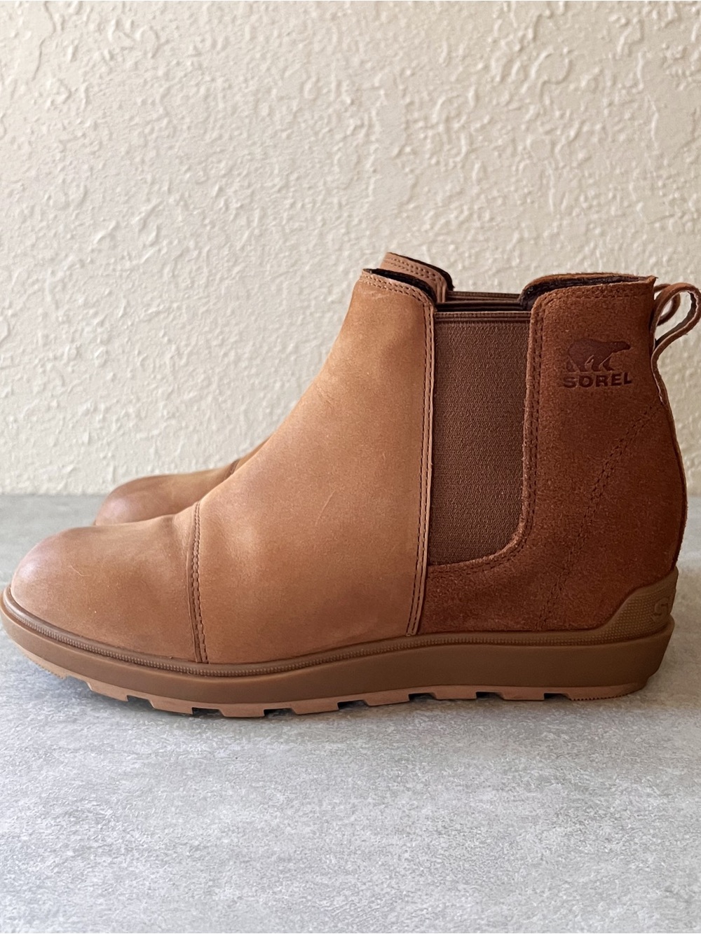 Sorel Evie II Chelsea Ankle Boots in Taffy